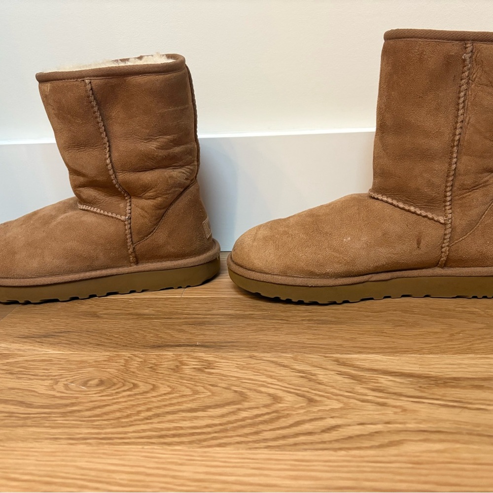 UGG Classic Short Boots Chestnut Size 9 - Picture 6 of 8